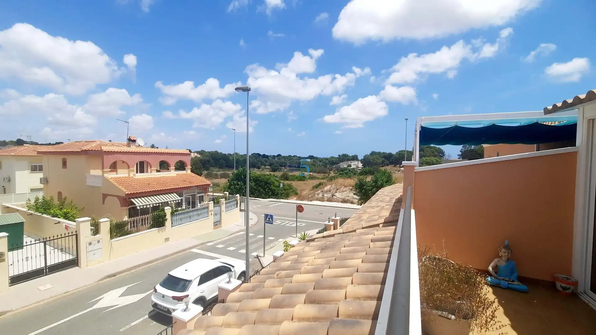 Vista exterior de Casa adosada en venta en Pilar de la Horadada con Terraza