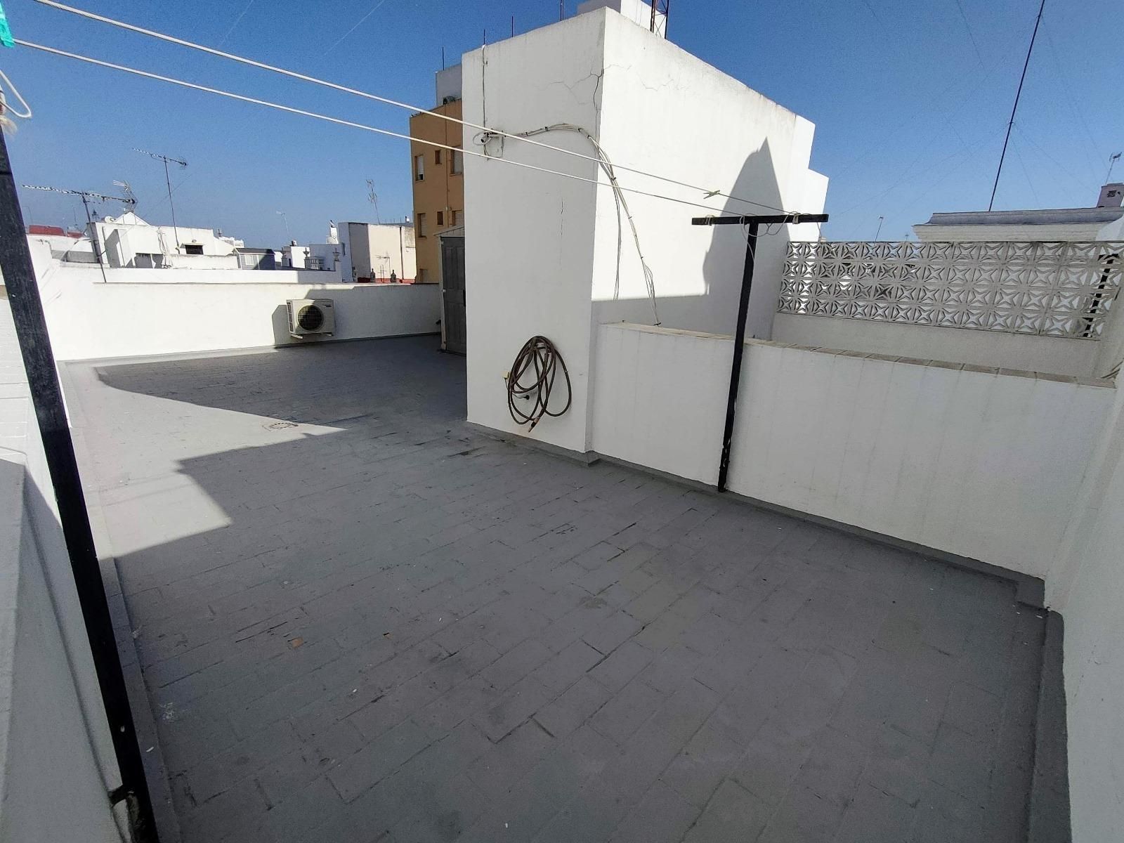 Terrace of House or chalet for sale in San Fernando  with Air Conditioner