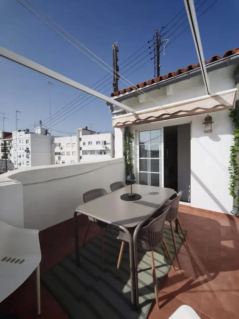 Terrasse von Wohnung zur Miete in Valencia mit Klimaanlage, Parkett und Terrasse