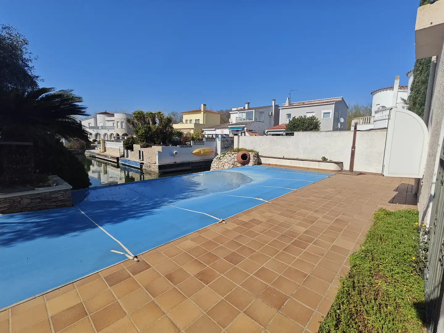 Piscina de Casa o xalet en venda en Empuriabrava