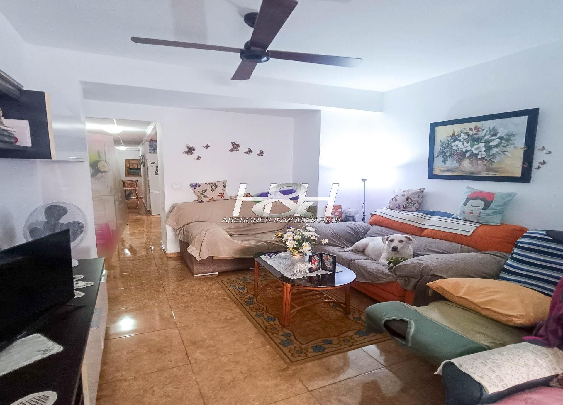 Living room of Flat for sale in Burjassot  with Heating and Terrace