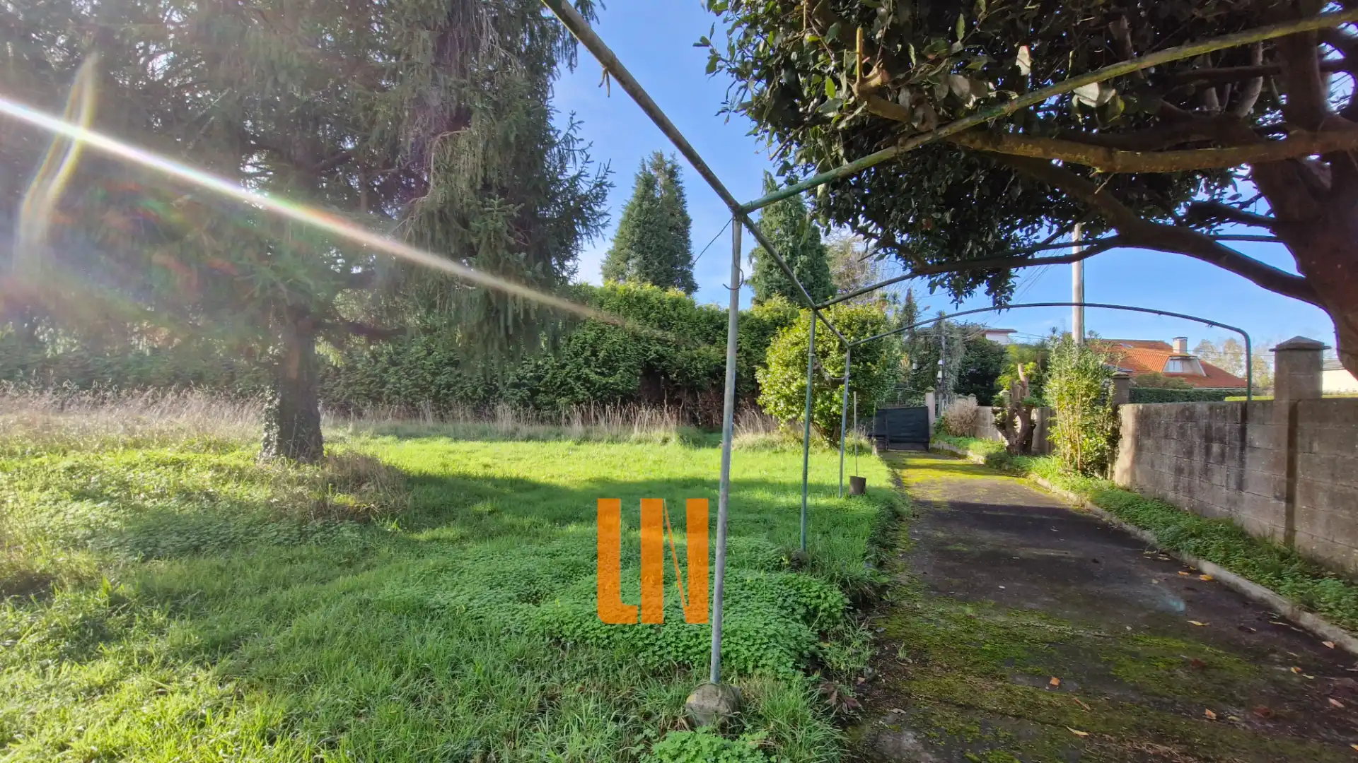 Residencial en venta en Oleiros