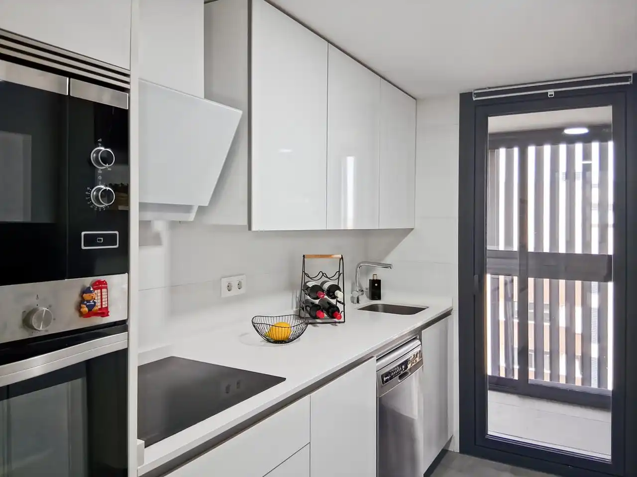 Küche von Wohnung zum Verkauf in Madrid mit Klimaanlage, Heizung und Terrasse