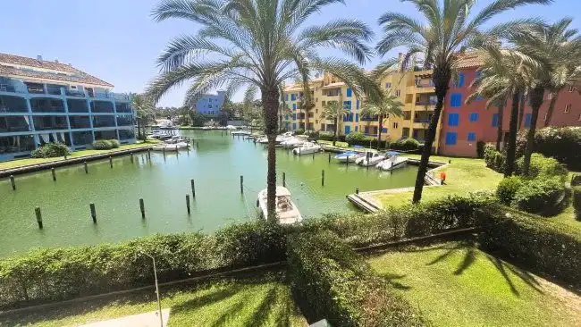 Apartament amb piscina de lloguer a Puerto de Sotogrande - La Marina, imagen 2