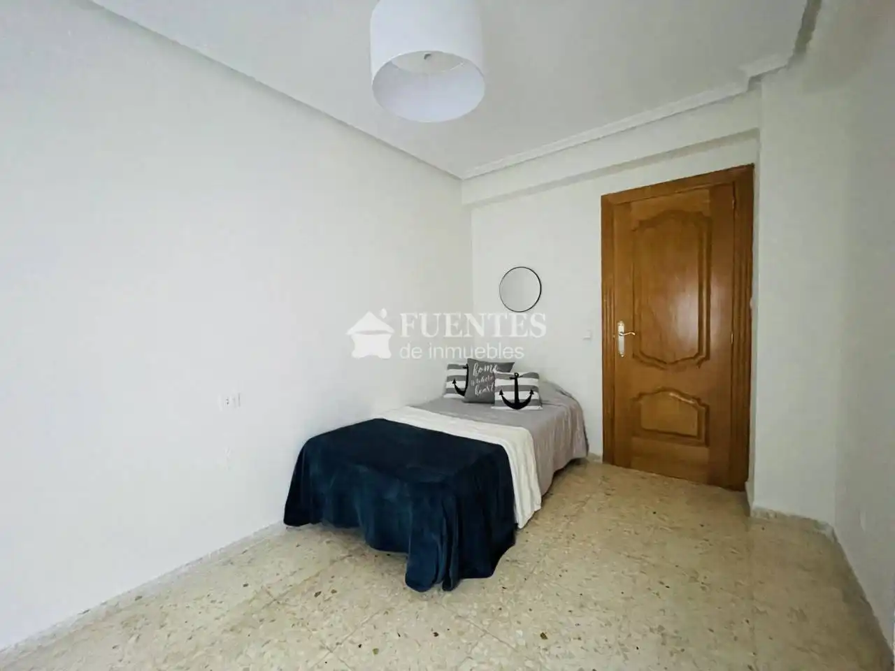 Habitación de Piso en venta en Alicante / Alacant con Aire acondicionado y Terraza