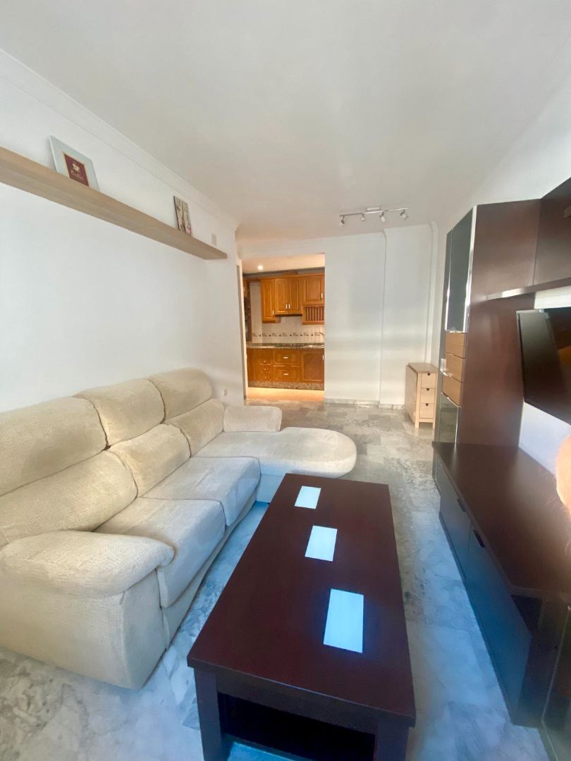 Living room of Flat for sale in Lucena  with Air Conditioner and Furnished