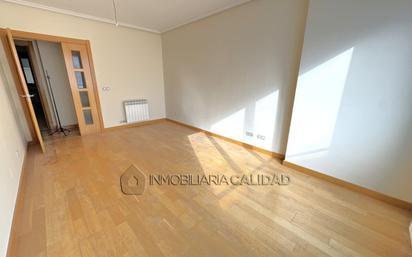 Living room of Flat for sale in Burgos Capital  with Heating and Storage room