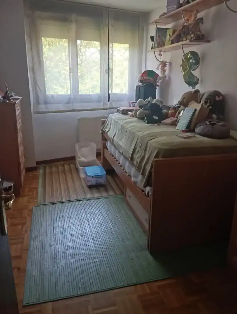 Bedroom of Flat for sale in Gijón 
