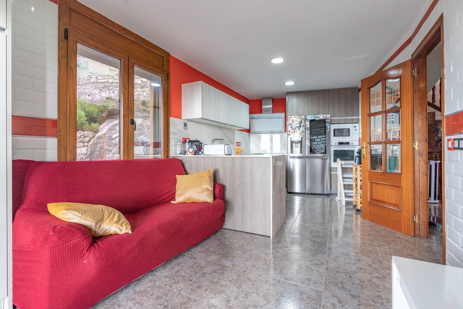 Kitchen of House or chalet for sale in Alcover  with Air Conditioner, Heating and Private garden