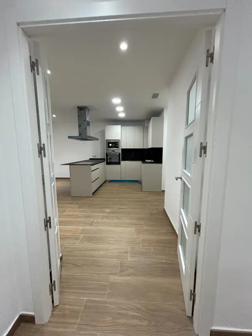 Cocina de Piso en venta en Figueres con Aire acondicionado, Calefacción y Parquet