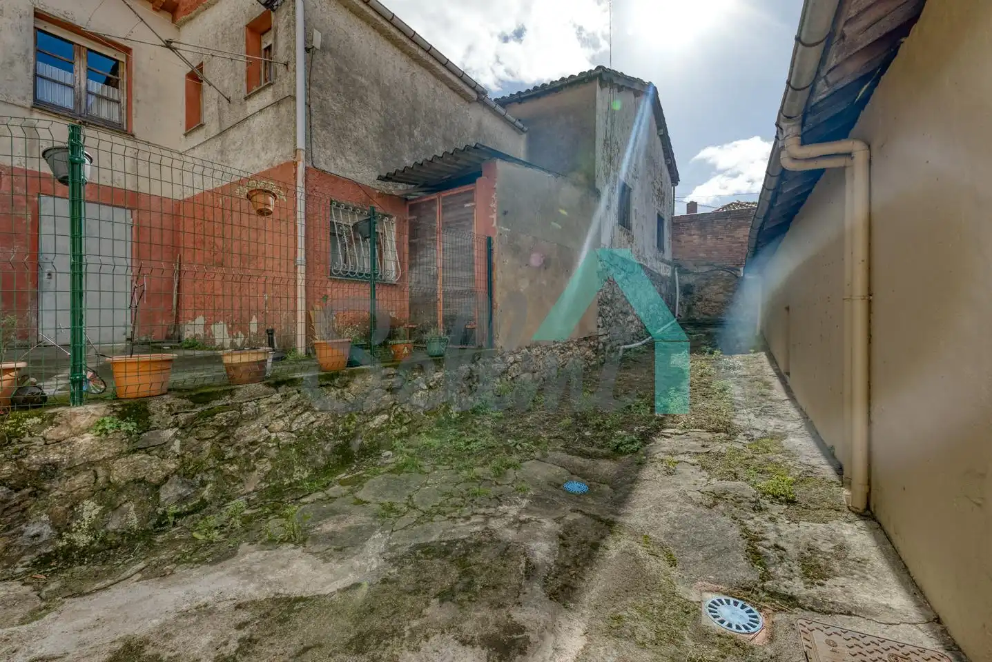 Exterior view of Buildings for sale in Oviedo 