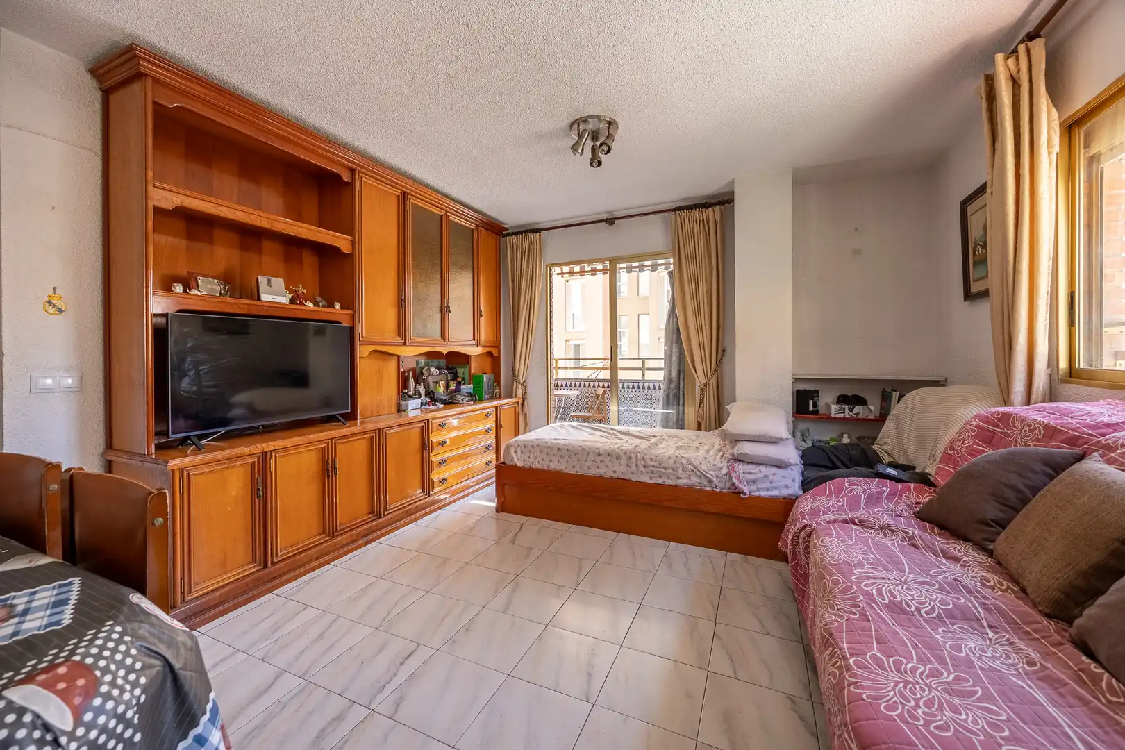 Sala de estar de Piso en venta en Benidorm con Trastero y Amueblado