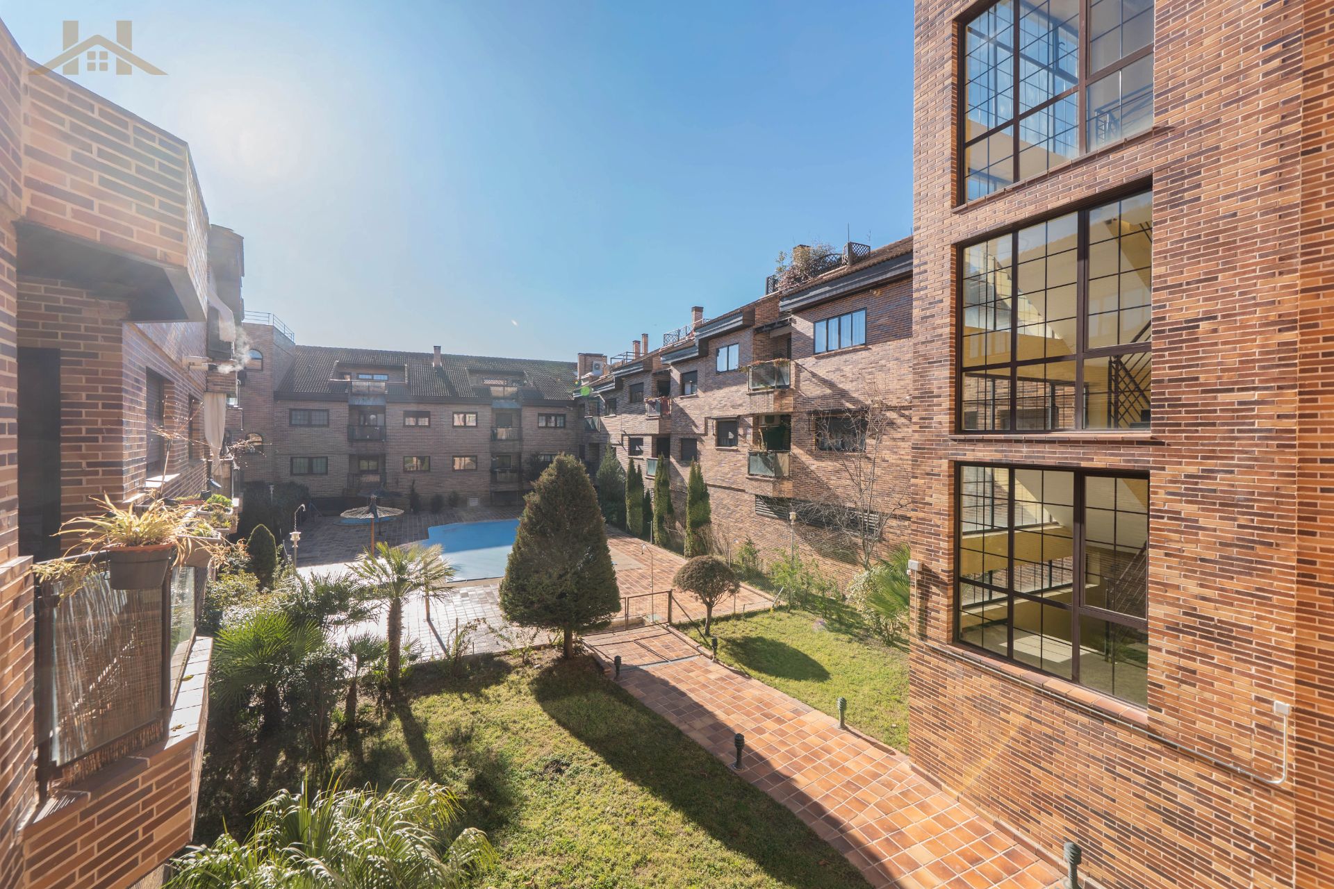 Vista exterior de Pis en venda en El Escorial amb Aire condicionat, Calefacció i Terrassa