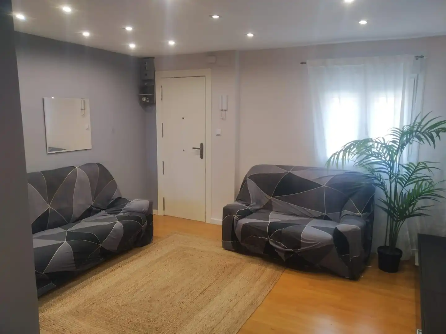 Sala de estar de Piso en venta en Rontegui - Pormetxeta
