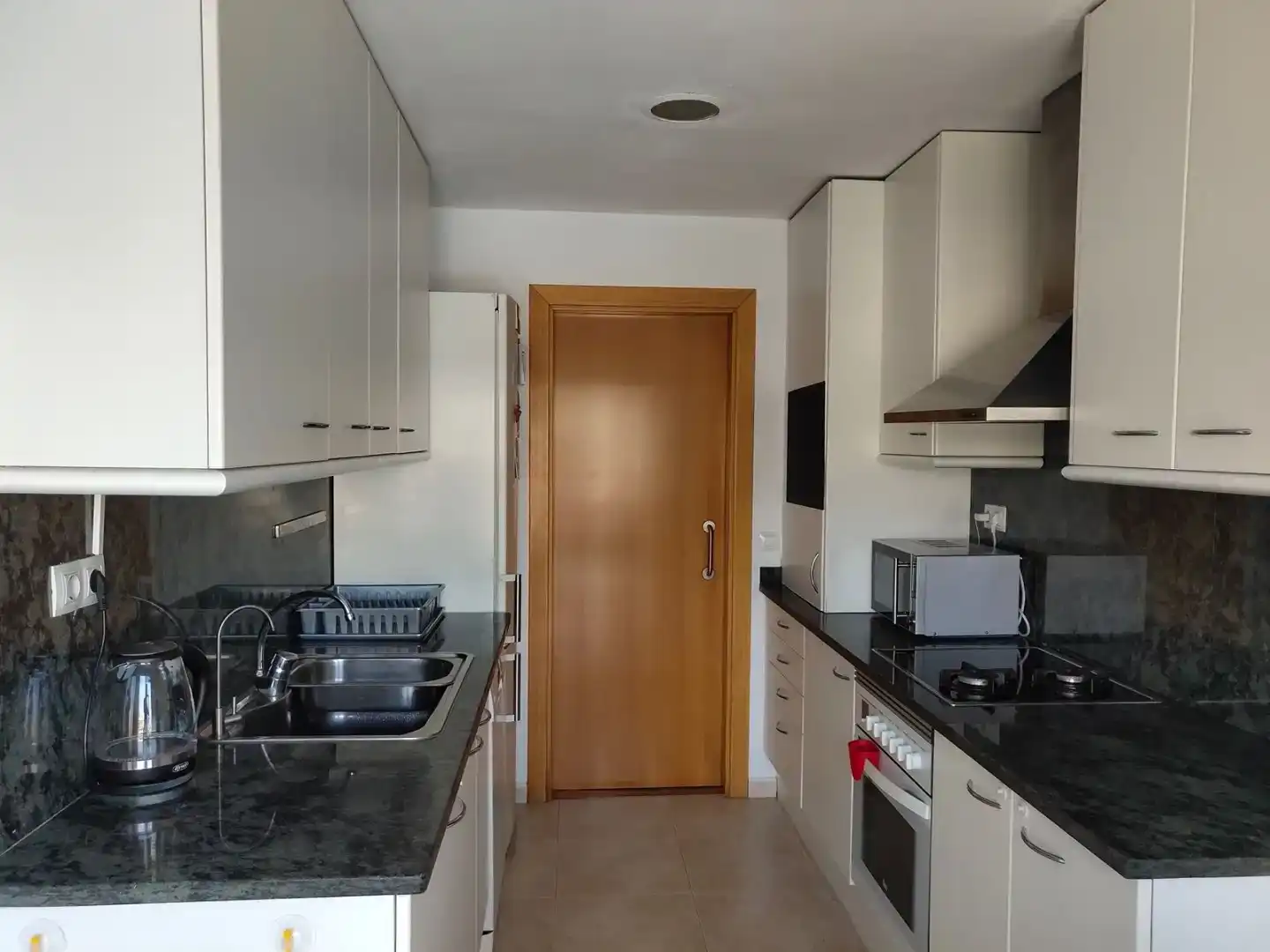 Küche von Wohnung zur Miete in Palamós mit Klimaanlage, Parkett und Möbliert