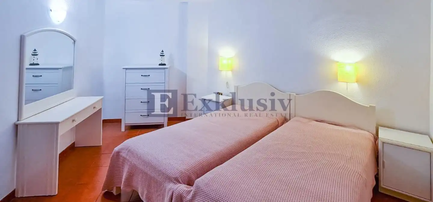 Ground floor for sale in Ámsterdam, Los Cristianos
