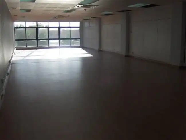 Oficina de alquiler en Coslada con Aire acondicionado y Trastero