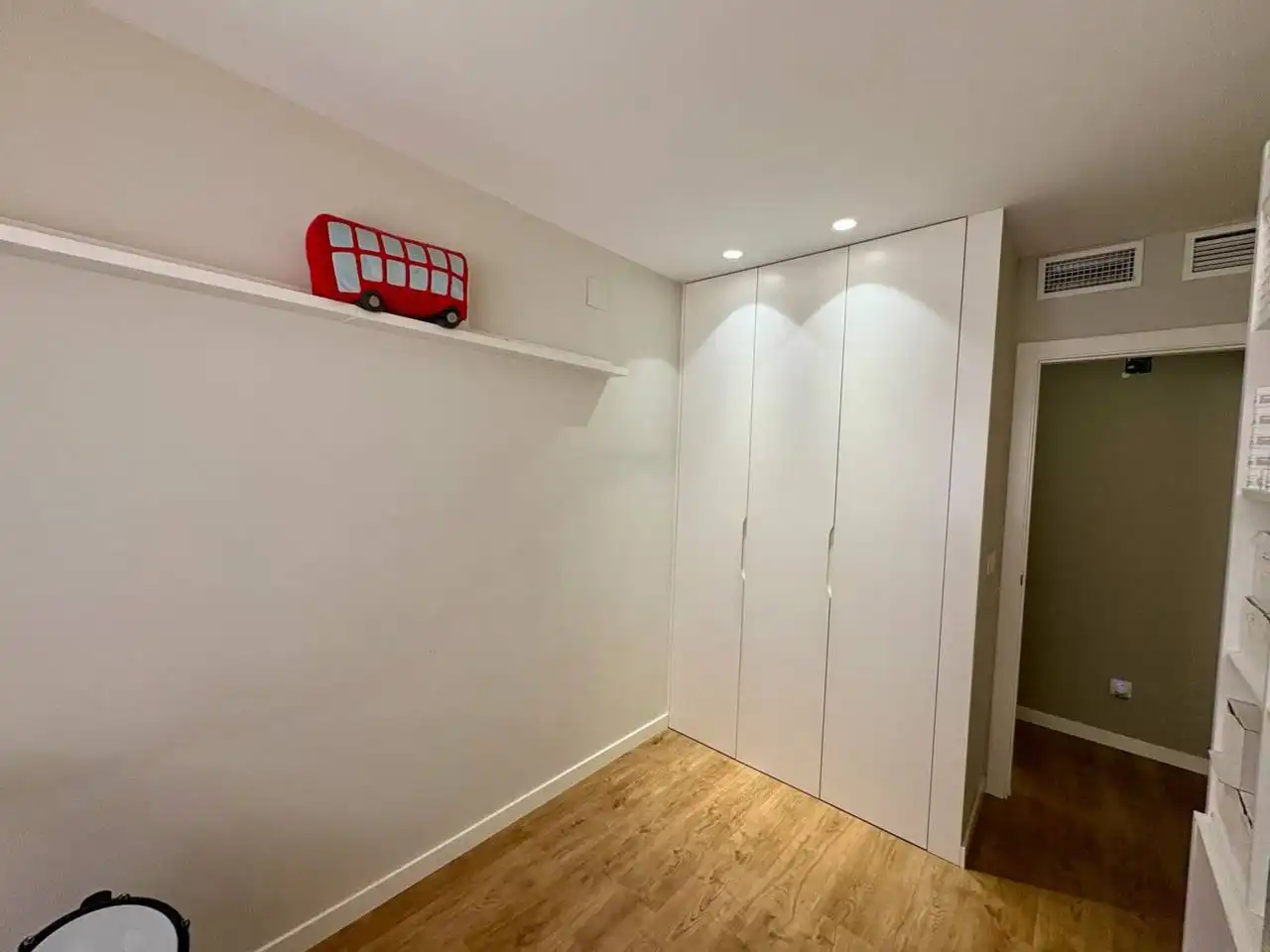 Flat for sale in Alicante / Alacant  with Air Conditioner, Heating and Storage room