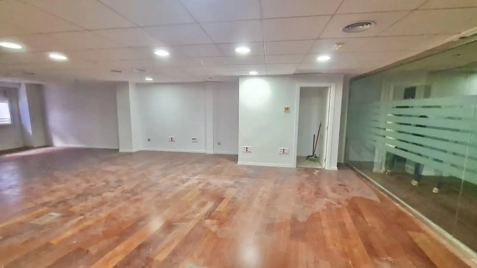 Büro mit Aufzug zur Miete in Plaza Trabajadores del Calzado 10, imagen 2