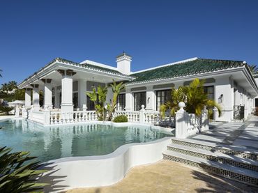 Casa con piscina en venta en Marbella Centro