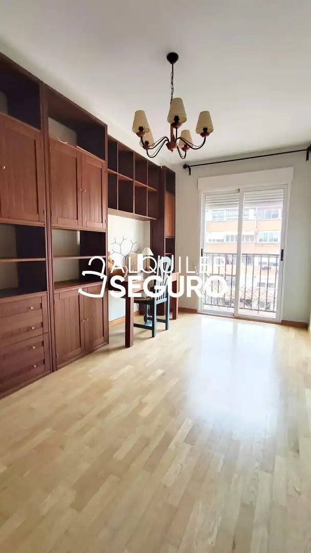 Sala de estar de Piso de alquiler en Valencia con Aire acondicionado y Calefacción