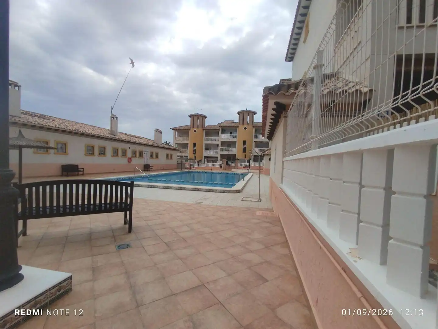 Schwimmbecken von Wohnungen zum Verkauf in Elche / Elx mit Terrasse, Möbliert und Balkon