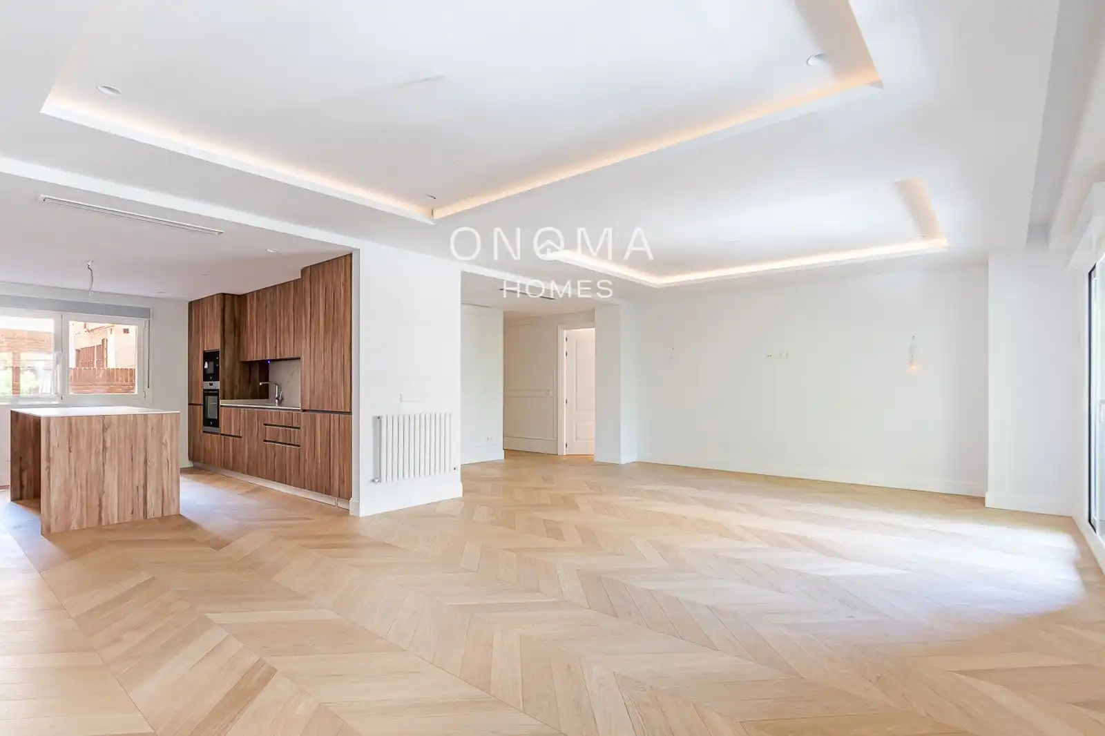 Piso con piscina en venta en General Martinez Campos, imagen 3
