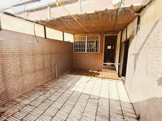 Casa-chalet en Venta en Carrer Reixac en El Besós i el Maresme