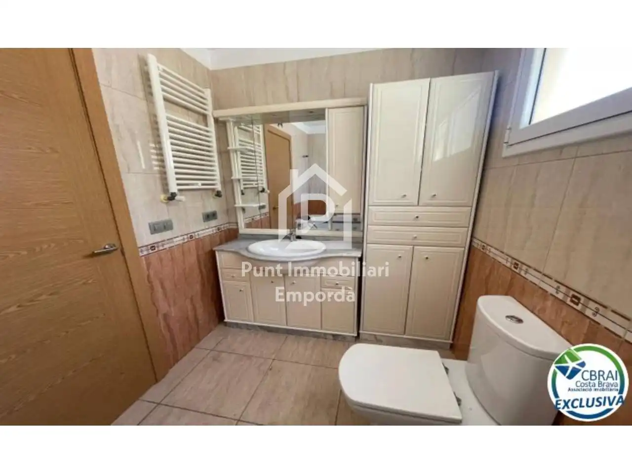 Casa amb piscina en venda a Calle Miró, imagen 23