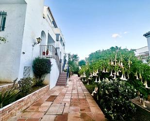Vista exterior de Apartament en venda en Mijas amb Aire condicionat, Terrassa i Internet