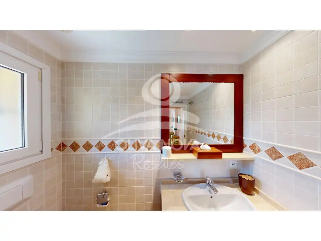 Baño de Casa o chalet en venta en Oliva con Terraza y Piscina