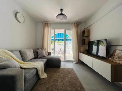 Sala d'estar de Planta baixa en venda en Torrevieja amb Calefacció, Terrassa i Piscina
