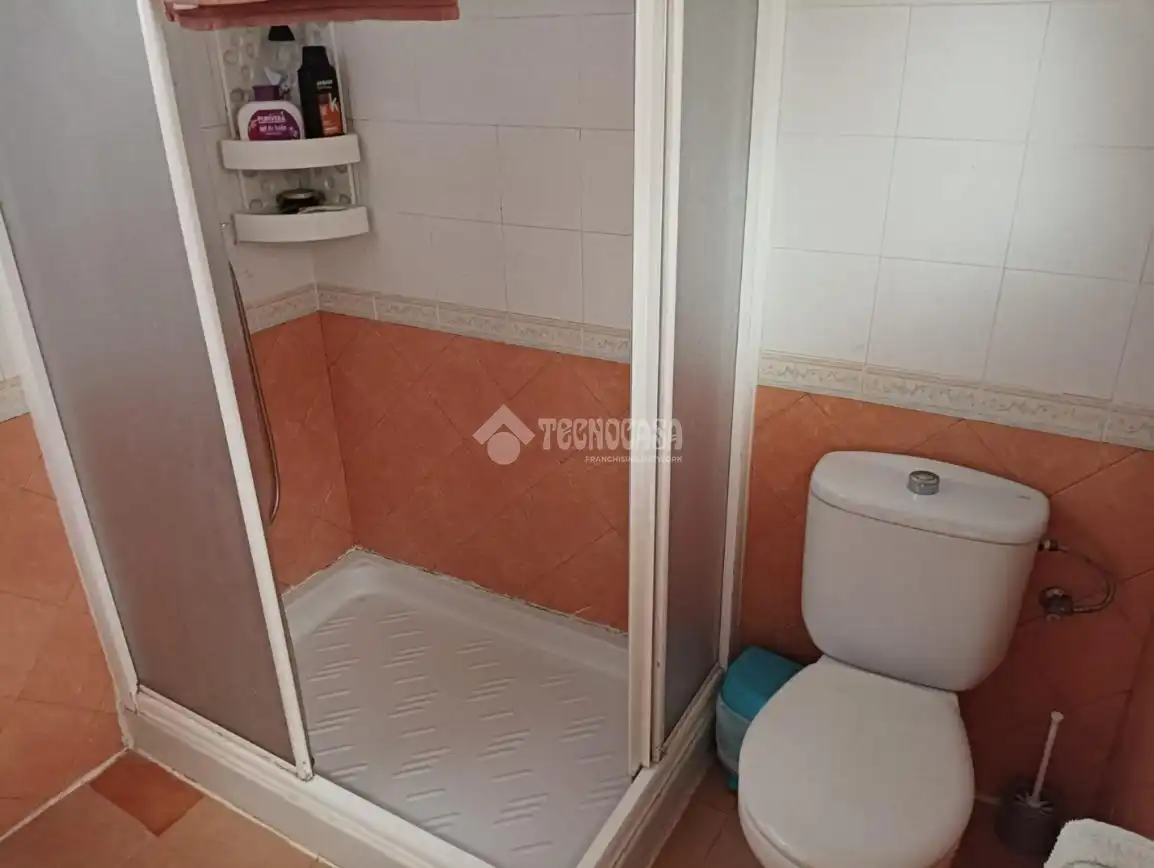 Bathroom of Detached homes for sale in Arahal  with Air Conditioner and Terrace