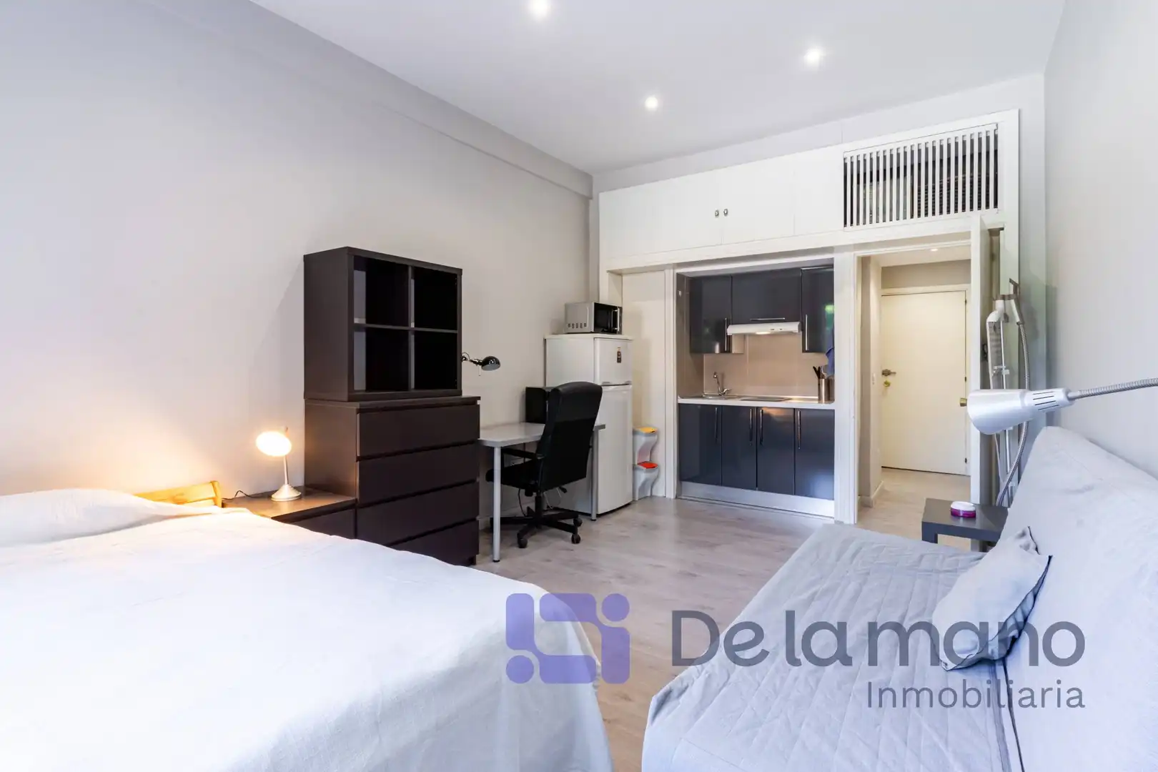 Außenansicht von Wohnung zur Miete in Madrid mit Klimaanlage, Heizung und Möbliert