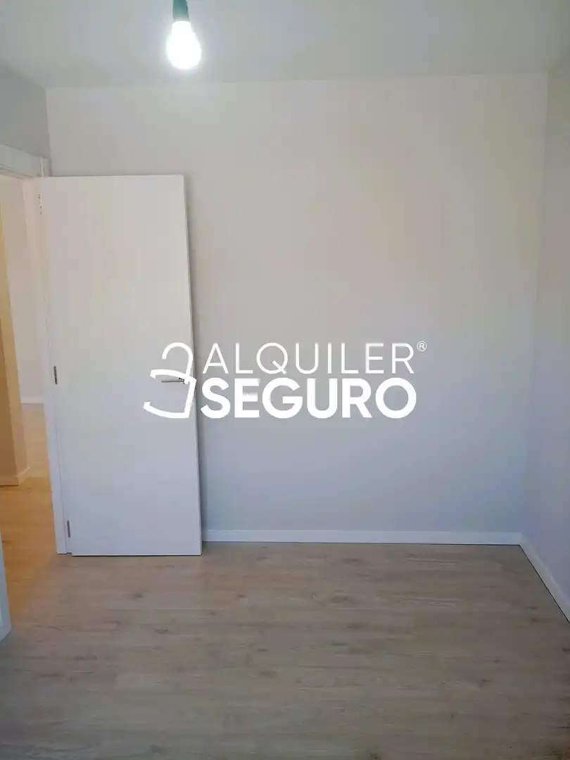 Bedroom of Attic for rent in Arroyo de la Encomienda  with Heating, Terrace and Storage room