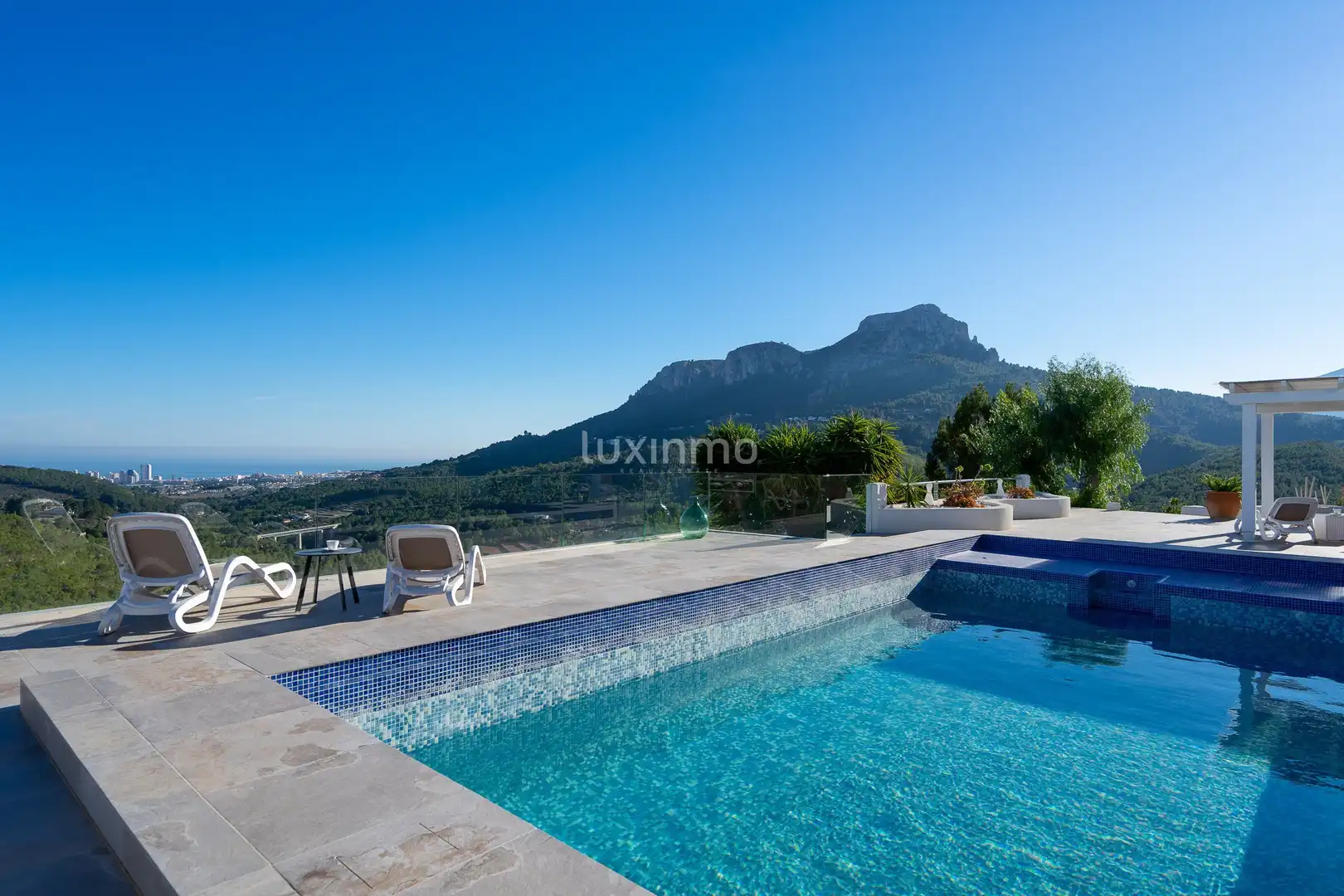 Villa con piscina in vendita a Benissa pueblo, imagen 4