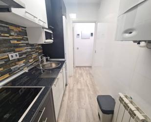 Kitchen of Flat for sale in  Madrid Capital  with Heating and Furnished