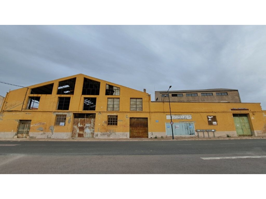 Außenansicht von Geschaftsraum zum verkauf in Guadassuar