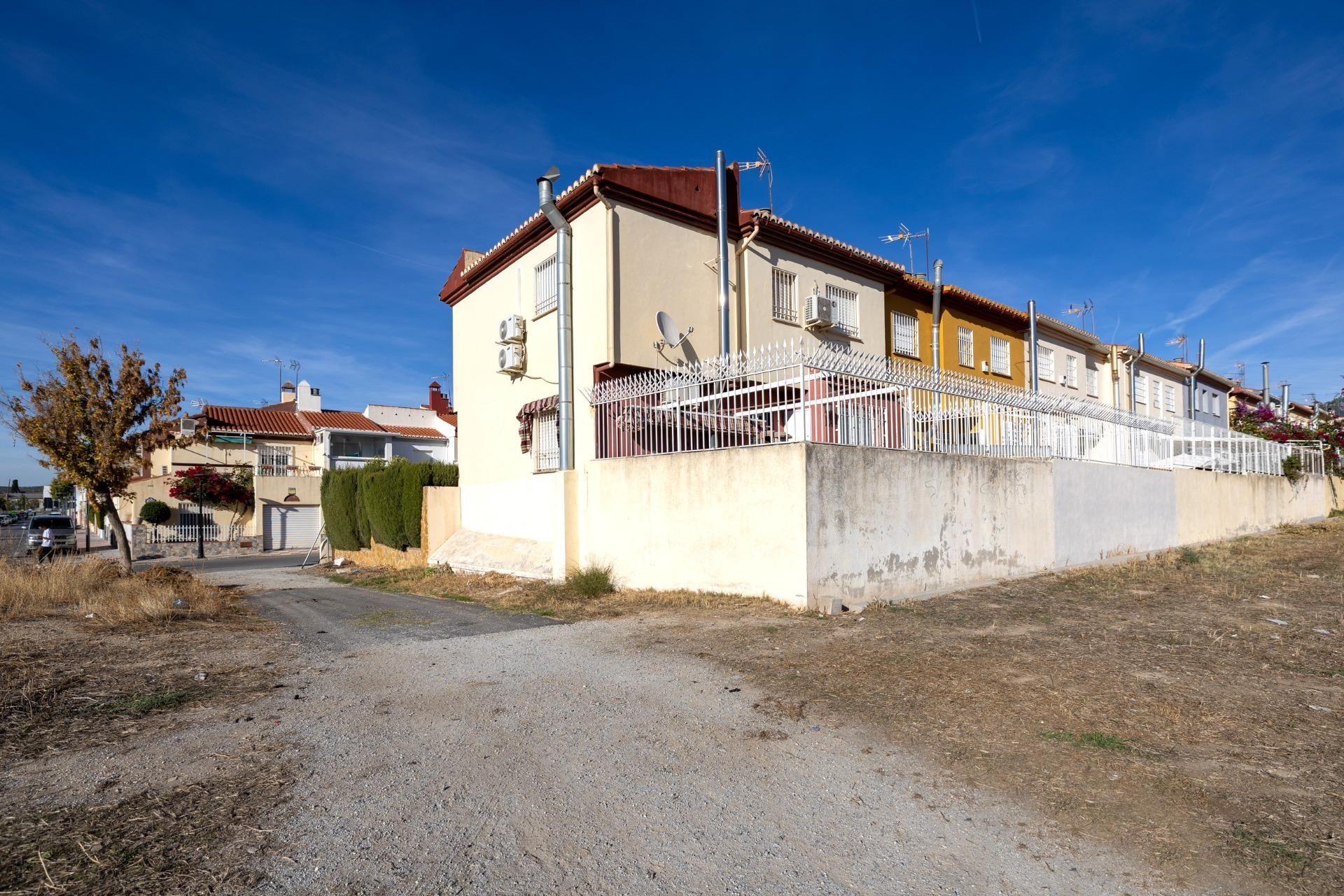 Exterior view of Single-family semi-detached for sale in Pulianas  with Heating, Terrace and Balcony