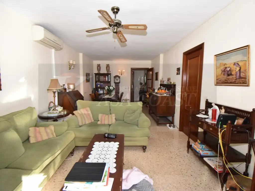 Living room of Flat for sale in Fuengirola  with Air Conditioner, Private garden and Terrace