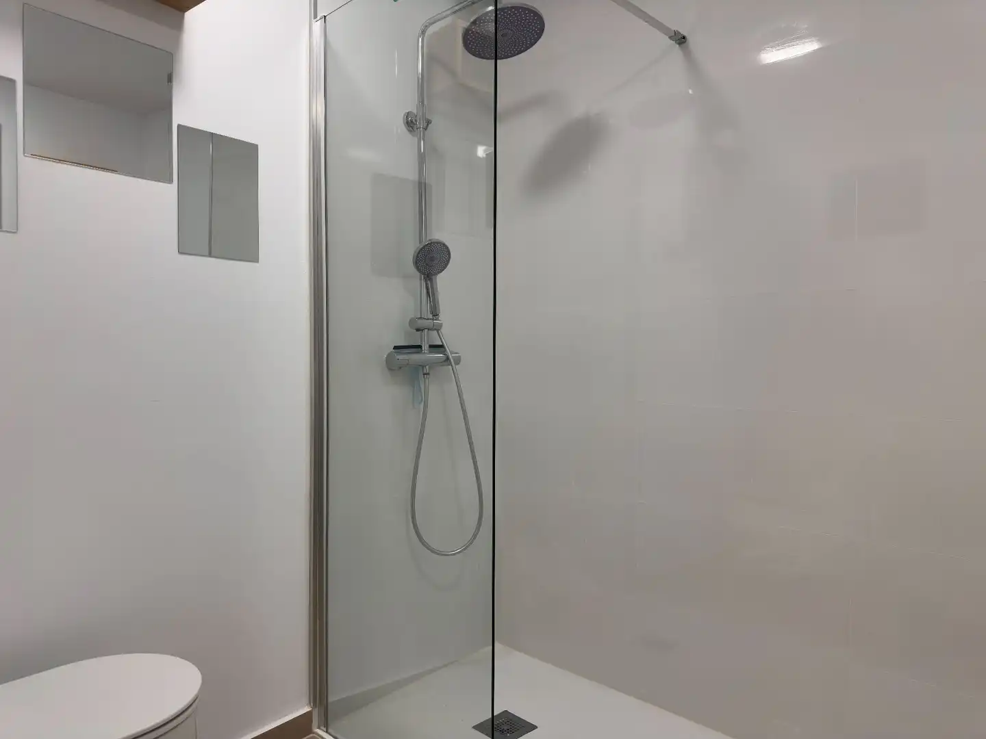 Badezimmer von Wohnung zum Verkauf in Albaida mit Heizung, Abstellraum und Möbliert