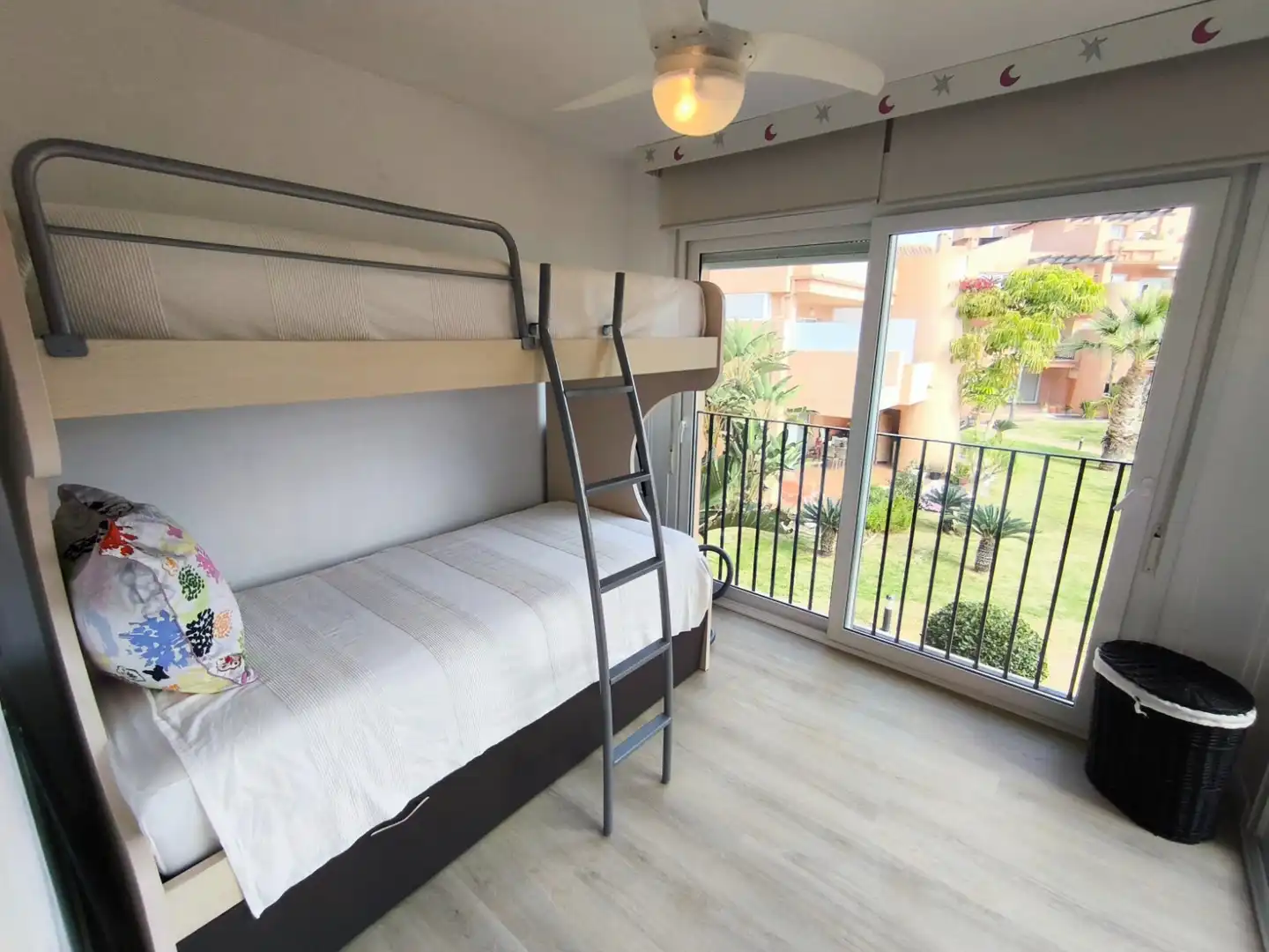 Dormitori de Apartament en venda en Torre-Pacheco amb Aire condicionat, Calefacció i Terrassa
