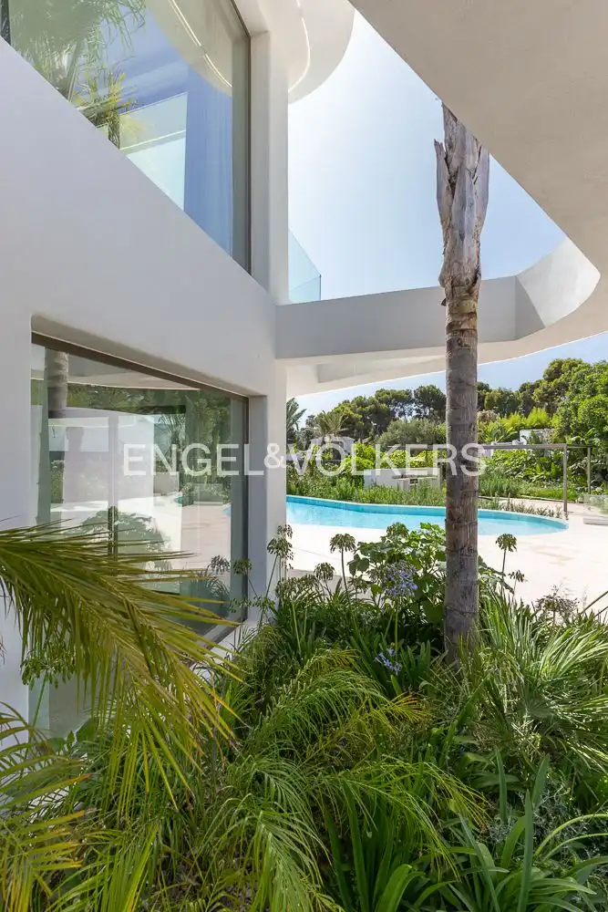 Vista exterior de Casa o xalet en venda en Jávea / Xàbia amb Aire condicionat, Calefacció i Jardí privat