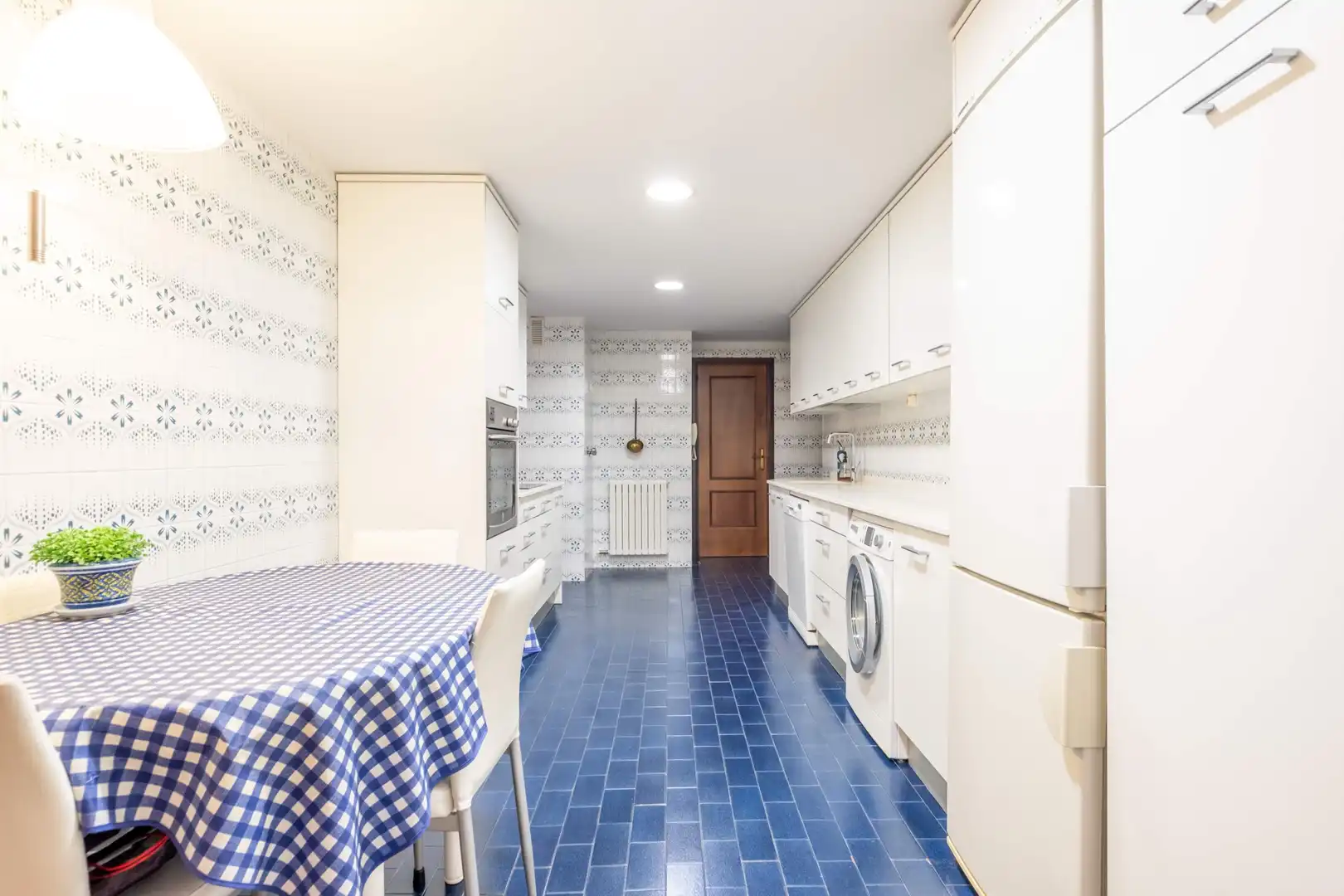 Cocina de Piso en venta en Zaragoza con Calefacción, Terraza y Balcón