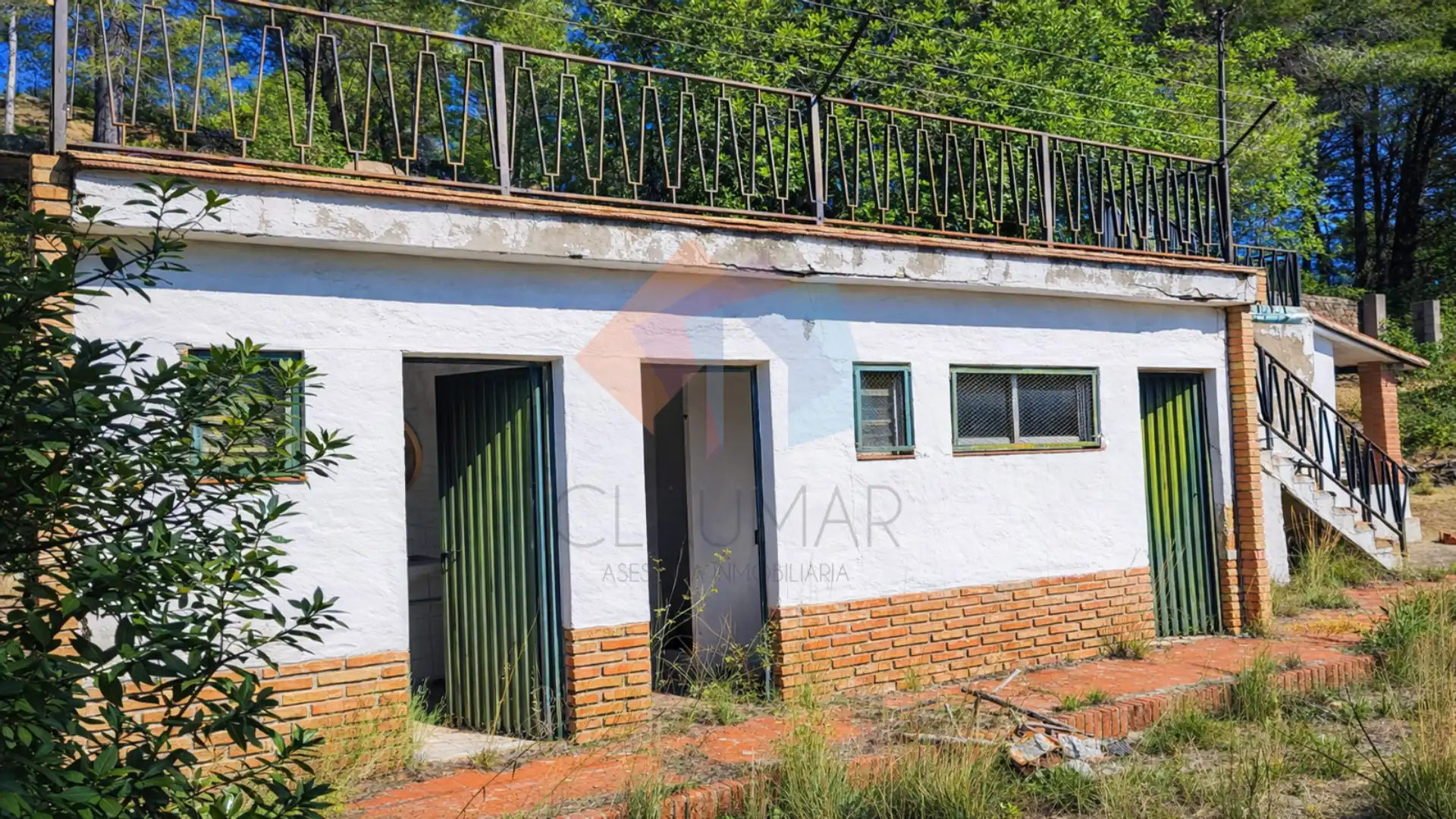 Jardí de Casa o xalet en venda en Montitxelvo / Montichelvo amb Jardí privat, Traster i Piscina