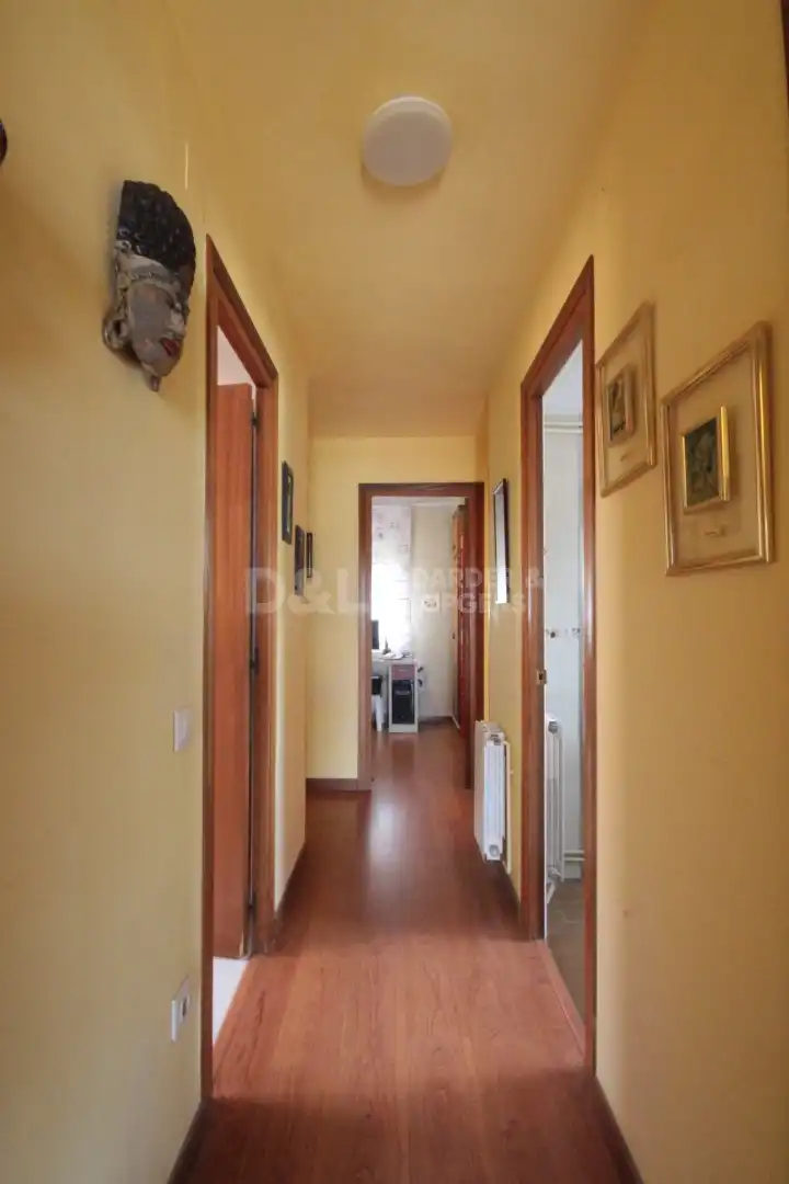 Ático en venta en Vilanova i la Geltrú con Aire acondicionado, Calefacción y Terraza