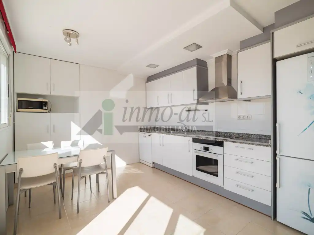 Cocina de Ático en venta en Almazora / Almassora con Aire acondicionado, Terraza y Balcón