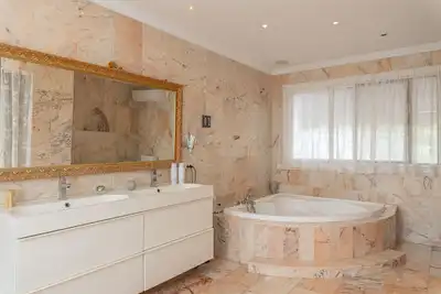 Villa con piscina in vendita a La Capellanía - El Higuerón, imagen 30