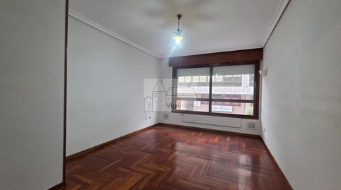 Foto 3 de Piso de alquiler en Padre Don Rua, 17, Plaza España - Corte Inglés, Vigo