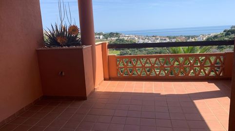 Foto 2 de Piso en venta en Urbanizacion Urbanización Reserva, Hacienda Las Chapas, Marbella